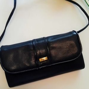 Kolton cross body wallet